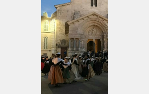 Grande parade de Noël à Arles
